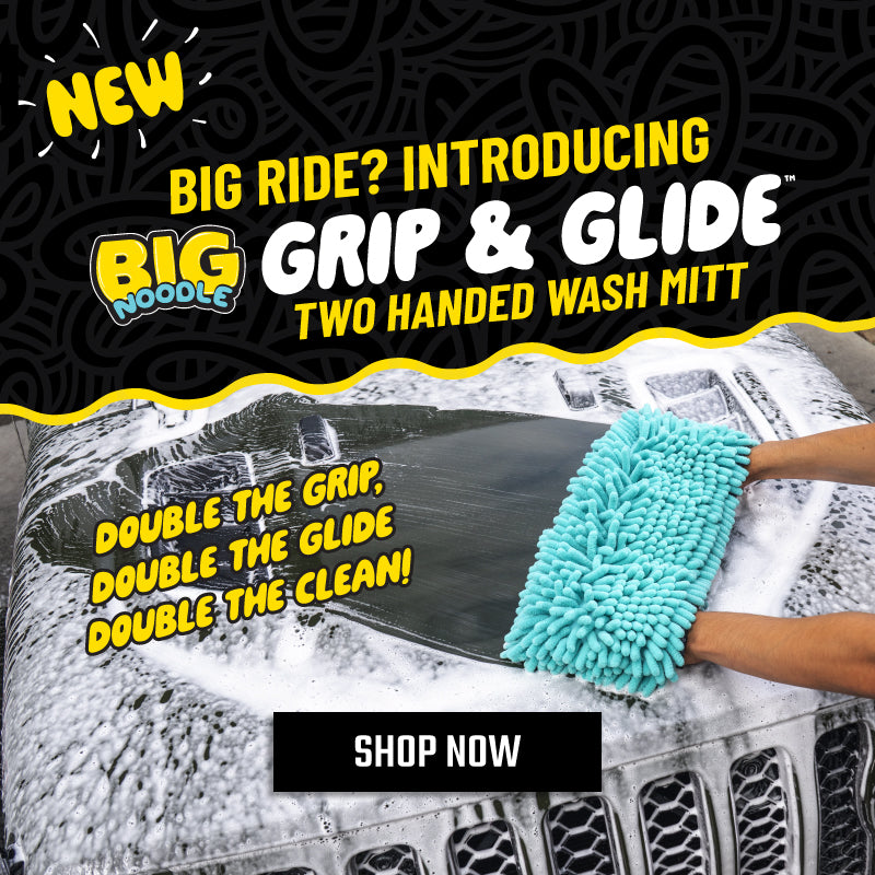 Introducing our new 2-handed wash mitt! Shop Now